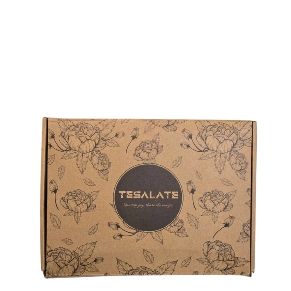 Tesalate Tropical Floral Tote Bag with Bold Botanical Print. New in Box